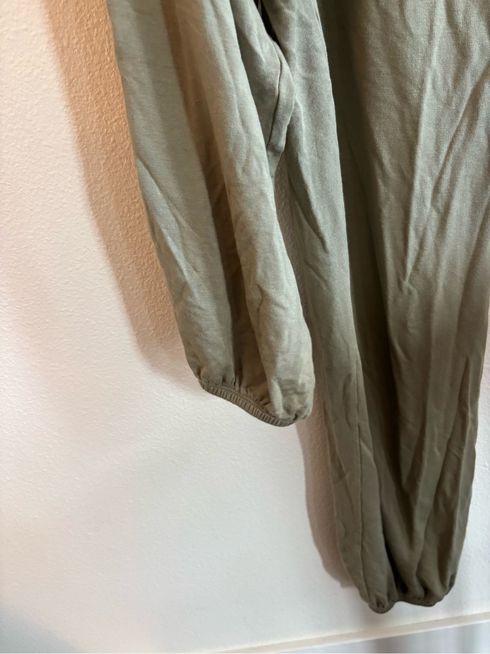 Athleta Hit Pause Jumpsuit size medium - Picture 6 of 9
